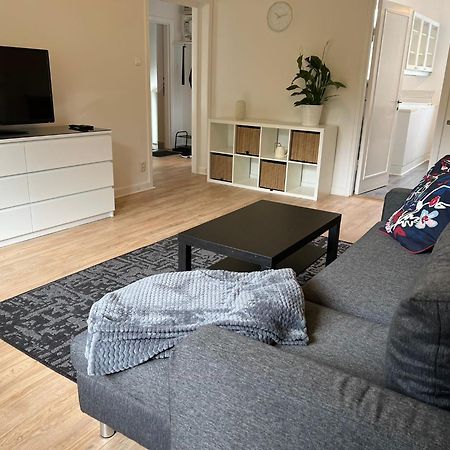 Flatin Erbjuder Laegenheter I Soedra Stockholm Lejlighed Eksteriør billede
